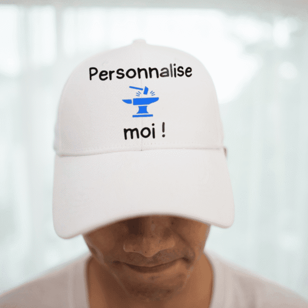 Casquette blanche personnalisable – Ajoutez votre logo ou design ! – Image 2